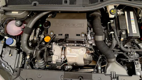 
				
					Testamos o Peugeot 208 GT turbo
				
				