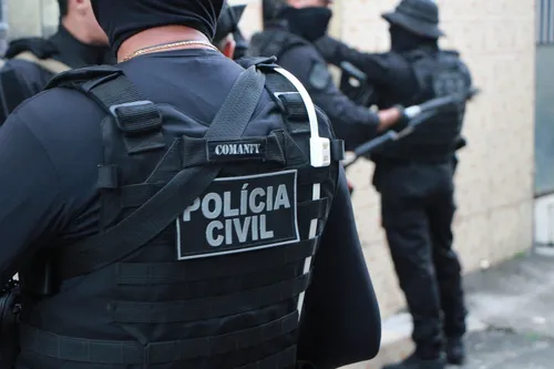 
				
					Operação na BA desarticula grupo que fraudava milhas de parlamentares
				
				