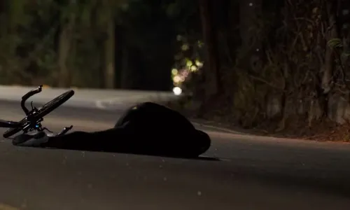 
				
					'Vale Tudo': Afonso sofre acidente e deixa Celina revoltada
				
				