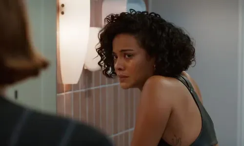 
					'Vale Tudo': Solange descobre gravidez e toma decisão em reviravolta
				
				
