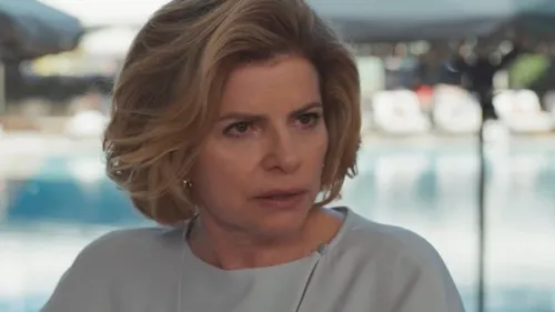 
				
					'Vale Tudo': Fátima vive drama em casamento e enterra personagem
				
				