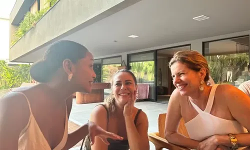 
				
					Globo faz piada com bastidores de ‘Vale Tudo’ durante festa
				
				