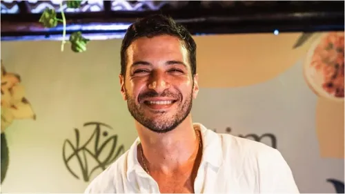 
				
					'Vale Tudo': conheça galãs que terão cenas quentes com Odete Roitman
				
				