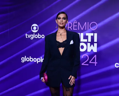 
				
					Veja os looks dos famosos no tapete vermelho do Prêmio Multishow 2024
				
				