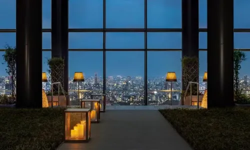
				
					Virginia curte viagem no Japão em hotel com diária de até R$ 38 mil
				
				