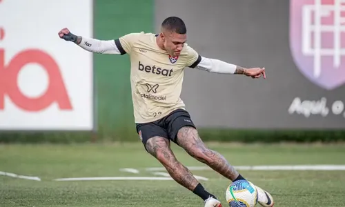 
				
					Vitória acusa Grêmio de aliciamento por contratação de Lucas Esteves
				
				