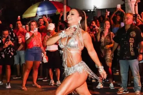 
				
					Conheça todas as rainhas das escolas de Samba do Rio de Janeiro
				
				