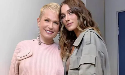 
				
					Xuxa revela dar banho em Sasha após adulta: 'Como se fosse um bebê'
				
				