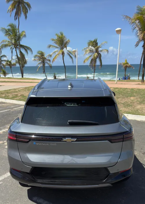
				
					Chevrolet Equinox EV 2025: confira o test drive
				
				