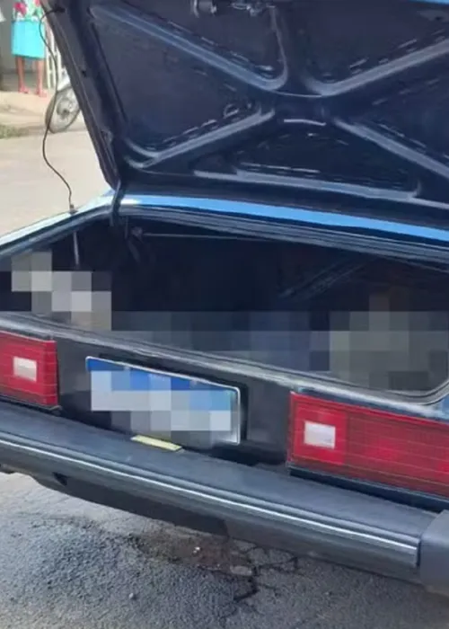 
				
					Homem aciona polícia e diz que encontrou corpo em carro na Bahia
				
				
