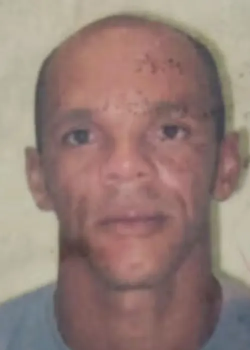 
				
					Homem é baleado nas costas e morre ao tentar fugir de assalto na Bahia
				
				