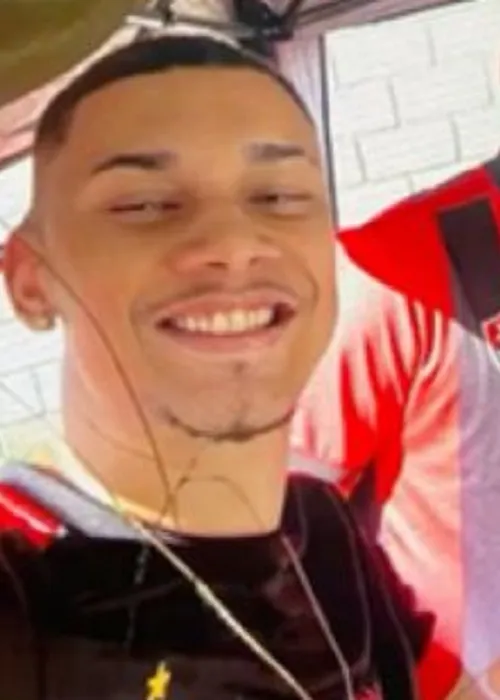
				
					Influencer é preso após dirigir bêbado e matar motociclista na Bahia
				
				