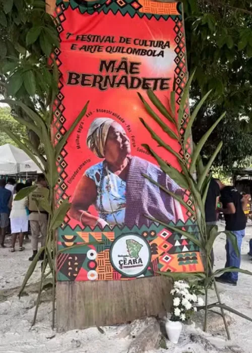 
				
					Mãe Bernadete é homenageada durante tributo em território quilombola
				
				