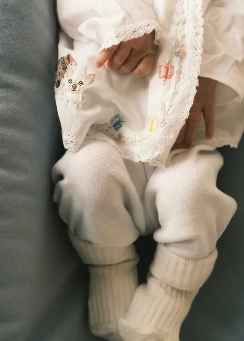 
				
					Manu Gavassi revela nome da filha e compartilha primeira foto; veja
				
				