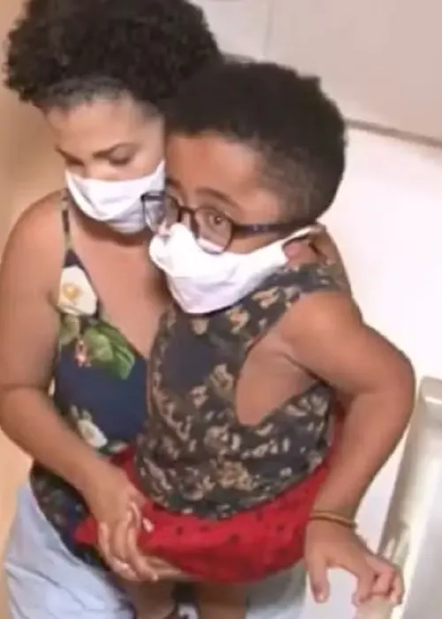
				
					Morre menino que sofria com 'ossos de vidro' em Feira de Santana
				
				