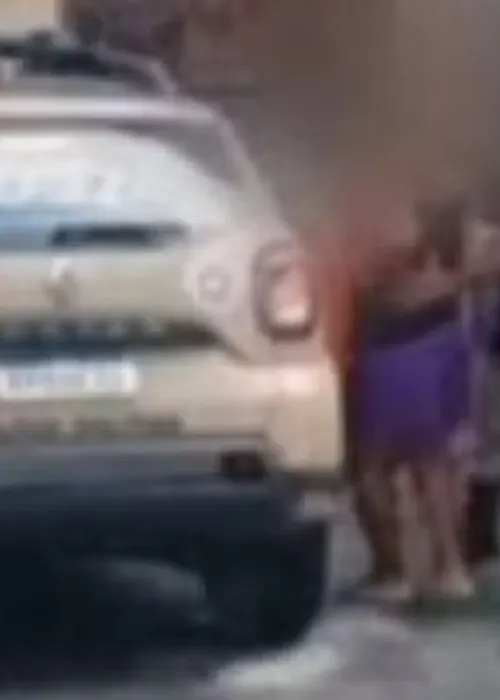 
				
					Mulher é vítima de bala perdida enquanto estendia pano de prato na BA
				
				