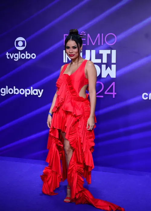 
				
					Prêmio Multishow 2024: vote nos melhores looks dos famosos no evento
				
				