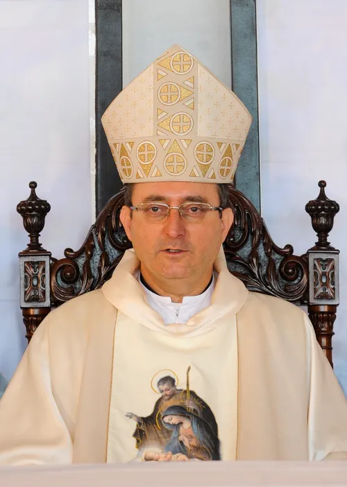 
				
					Quem é Dom Sérgio, Arcebispo em Salvador que tem chances de ser papa
				
				