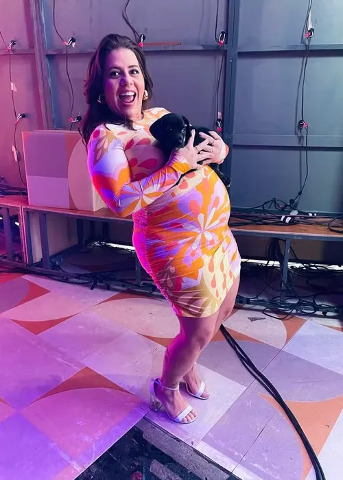 
				
					Patrícia Poeta chora e dedica 'Encontro' a Tati Machado: 'Dor'
				
				