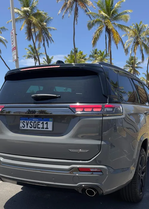 
				
					Testamos a versão 'Blackhawk' do Jeep Commander
				
				