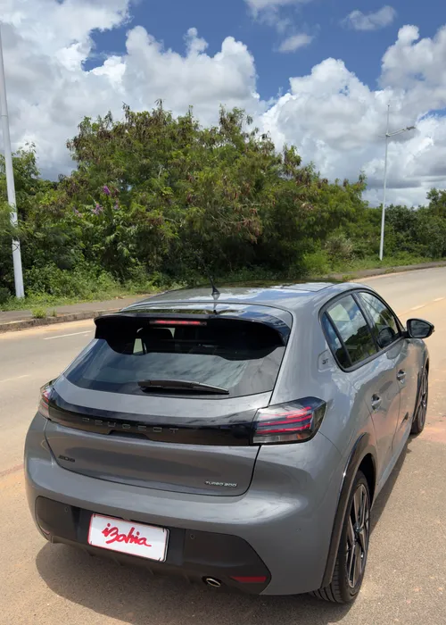 
				
					Testamos o Peugeot 208 GT turbo
				
				