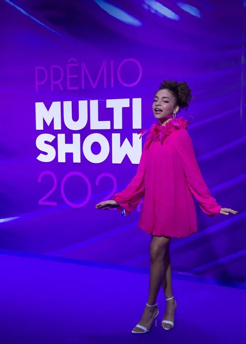 
				
					Veja os looks dos famosos no tapete vermelho do Prêmio Multishow 2024
				
				