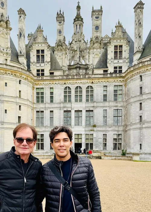 
				
					Viúvo escolhe destino favorito de Gilberto Braga para lua de mel
				
				