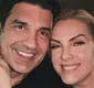 
                  Ana Hickmann e Edu Guedes se casam em segredo; casal já planeja filho