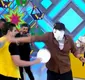 
                  Celso Portiolli leva tortada histórica dos herdeiros de Faustão; VÍDEO