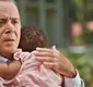 
                  Dona de Mim: vilão faz teste de DNA com Sofia e Abel se desespera