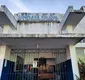 
                  Homem e cachorro são encontrados mortos em quintal de casa na Bahia