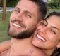 
                  Mari Gonzalez reencontra ex-noivo, Jonas Sulzbach, e web reage