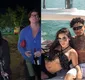 
                  Mc Mirella aparece em clima de romance com ex-BBB e Carlinhos reage