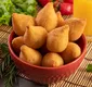 
                  Petiscos: aprenda a fazer coxinha prática em 60 minutos