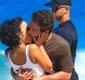 
                  'Vale Tudo': Bella Campos e Humberto Carrão gravam 'beijão' na praia