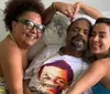 Anitta faz despedida emocionante após morte de Arlindo Cruz; leia