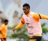 Atacante Jô, ex-Corinthians, é preso por falta de pagamento de pensão