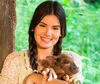 Camila Queiroz revela motivo da ausência em 'Êta Mundo Melhor'