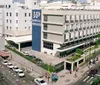 Elevador cai e deixa duas funcionárias feridas em hospital de Salvador