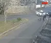 Homem é agredido por guardas municipais ao fugir de blitz em Salvador