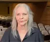 Internada, Angela Ro Ro não consegue se comunicar