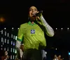 Ivete Sangalo surge deslumbrante em jogo do Brasil no Maracanã; fotos