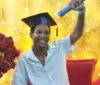 Jovem é morto após sair para pedir dinheiro à mãe para ir a show