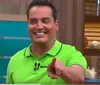 Leo Dias abandona 'Melhor da Tarde' ao vivo: 'Vou beijar na boca'
