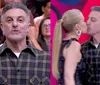 Luciano Huck quebra protocolo e se declara para Angélica no 'Domingão'
