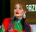 A Fazenda: Gaby Spanic escolhe lado em briga e web detona: 'Tão burra'