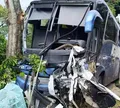 Acidente entre ônibus e pick-up deixa um morto e três feridos na Bahia