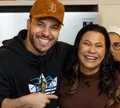 Murilo Huff e mãe de Marília chegam à audiência de conciliação; veja