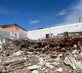 Capela desaba e só parede com imagem de Jesus fica intacta na Bahia