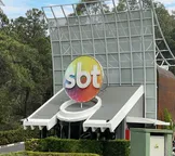 SBT anuncia especial com cantor após humilhação de Zezé Di Camargo